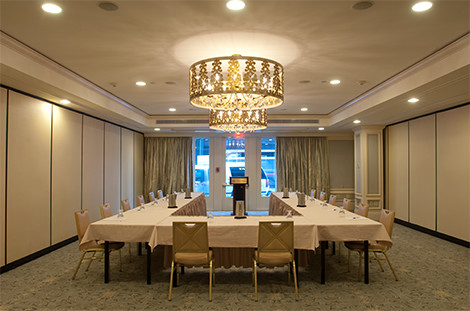Royal Salon C