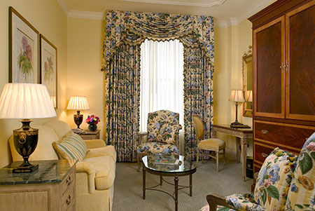 rooms_riverview_suite