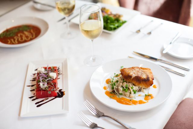 Our COOLinary lunch menu is served during 11:30am – 2:30pm, August 1-31, 2017. Enjoy your choice of appetizer & entrée or entrée & dessert.