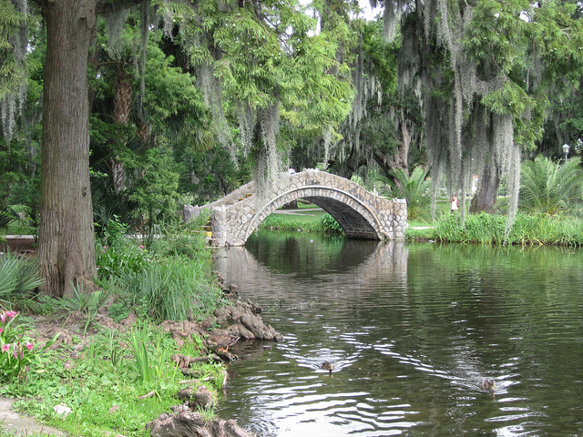 City Park offers 1,300 acres of live oak trees and beautiful scenery to explore. (Photo courtesy Infrogmation on Flickr)